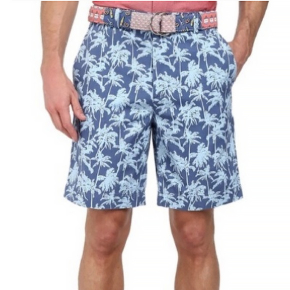 Vineyard Vines Other - Vineyard Vines Blue Palm Tree Breaker Shorts 32